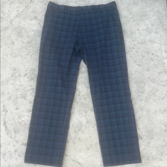 Nike Golf Dri-Fit Men's Grey & Black Plaid Holf Pants Size 36 x 32 - Picture 1 of 8